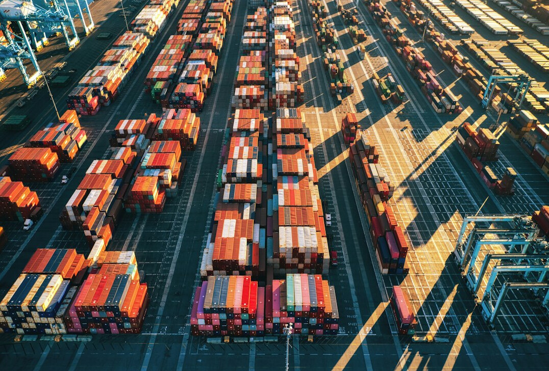 shipping containers port